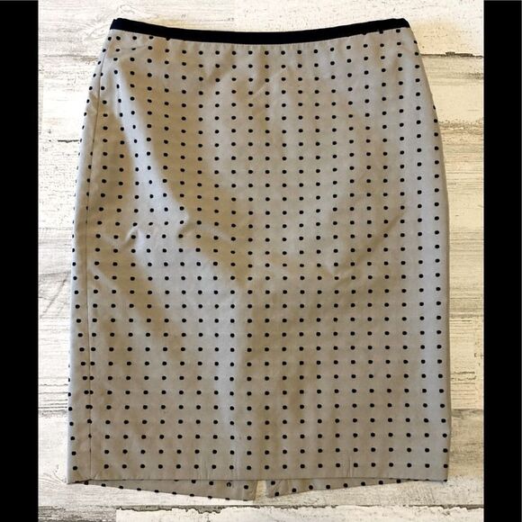 Outback Red Polkadot Skirt Size 0 - Picture 6 of 6